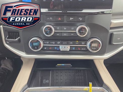 Used 2024 Ford Expedition Max XLT AWD/4WD image 21