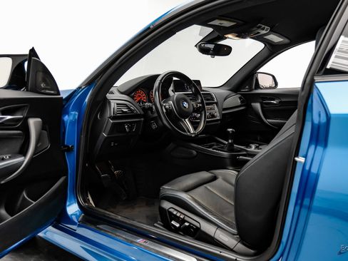 Used 2017 BMW M2 RWD image 37