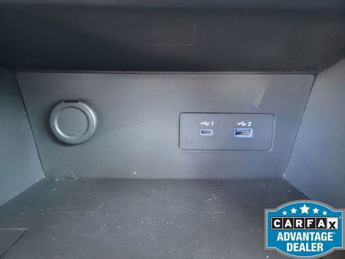 Used 2023 Nissan Pathfinder S image 26