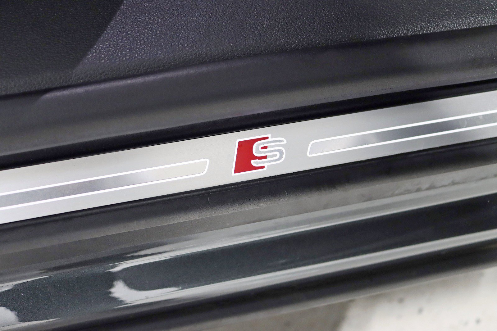 Used 2021 Audi Q8 Premium Plus w/ Premium Plus Package AWD/4WD image 15
