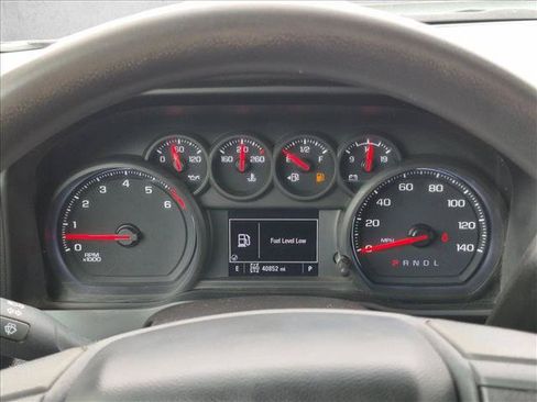 Used 2022 Chevrolet Silverado 2500 Custom w/ Custom Value Package AWD/4WD image 10