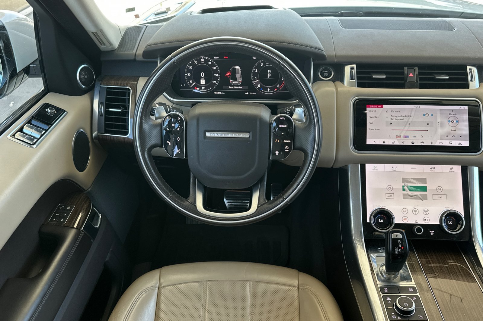 Used 2019 Land Rover Range Rover Sport Supercharged AWD/4WD image 17
