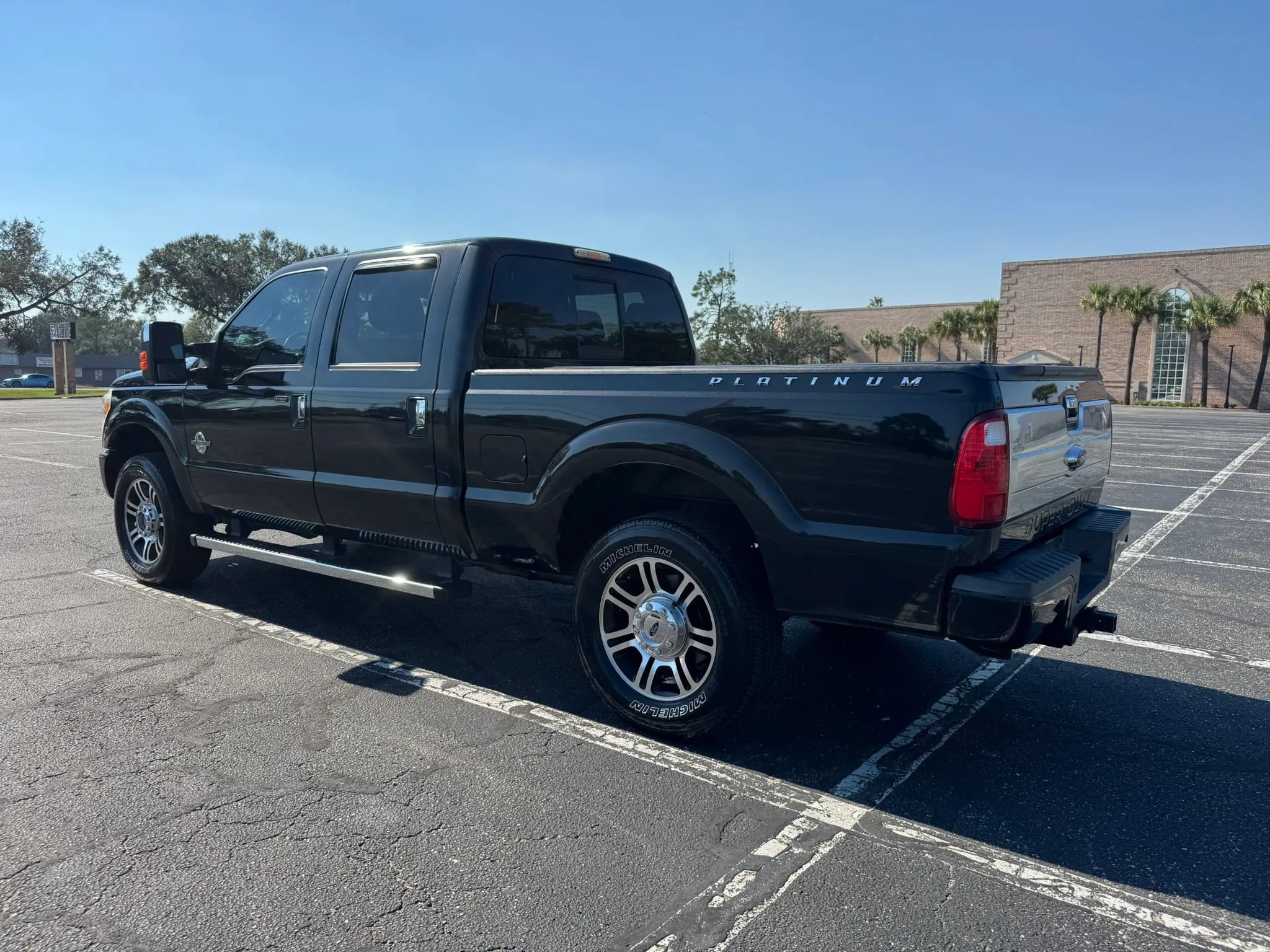 Used 2015 Ford F250 Platinum w/ FX4 Off-Road Package AWD/4WD image 9