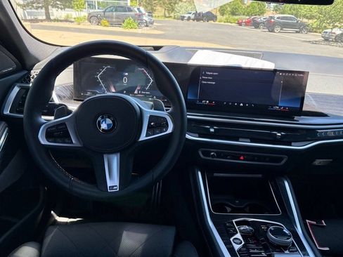 Used 2025 BMW X6 xDrive40i w/ Executive Package AWD/4WD image 15