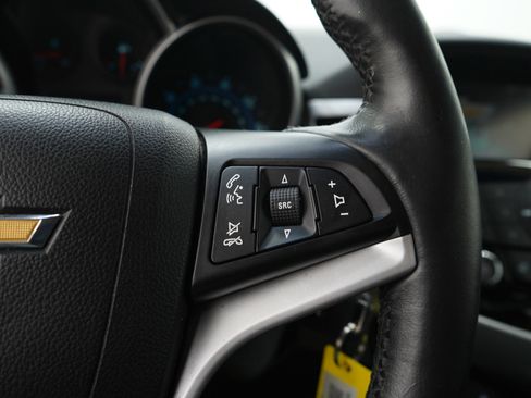 Used 2013 Chevrolet Cruze LT FWD image 25