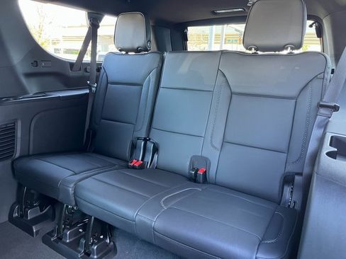 New 2026 GMC Yukon XL Denali w/ Sun & Power Step Package image 12