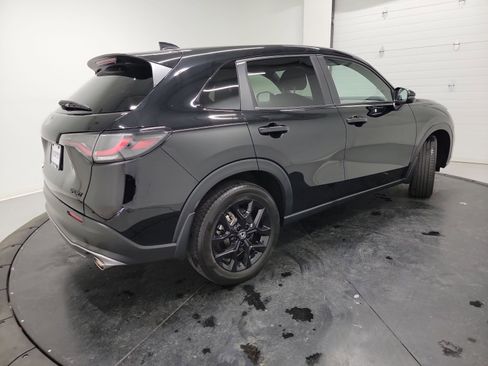 Certified 2024 Honda HR-V Sport image 9