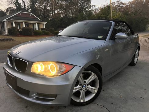 Used 2009 BMW 128i Convertible w/ Premium Pkg image 1