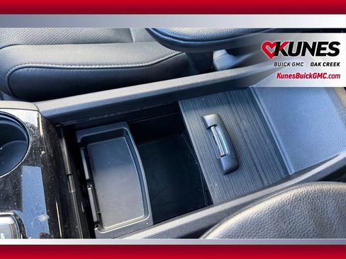 Used 2021 Honda Pilot Touring image 29