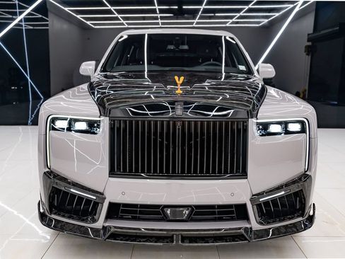Used 2026 Rolls-Royce Cullinan AWD/4WD image 7