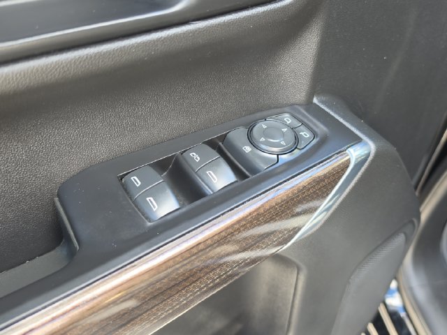 Used 2020 Chevrolet Silverado 1500 LT Trail Boss w/ Convenience Package AWD/4WD image 19