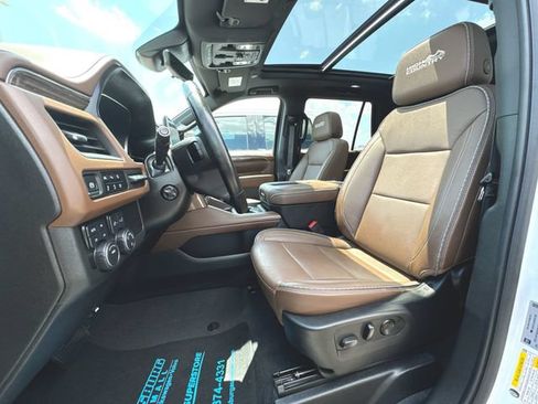 Used 2024 Chevrolet Tahoe High Country AWD/4WD image 20