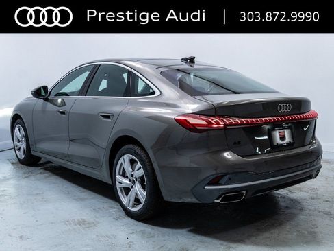 Used 2025 Audi A5 2.0T Premium w/ Premium Plus AWD/4WD image 4