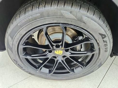 Used 2019 Porsche Cayenne image 56