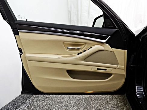 Used 2015 BMW 528i xDrive Sedan image 7