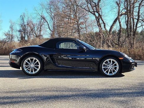 Certified 2025 Porsche 718 Boxster image 8