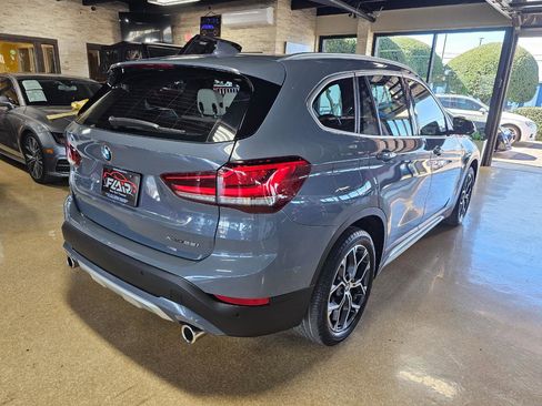 Used 2021 BMW X1 xDrive28i w/ Premium Package image 7