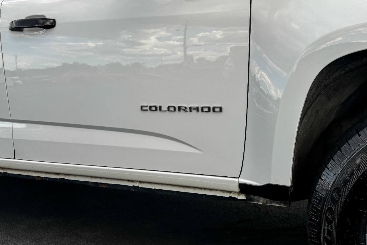 Used 2022 Chevrolet Colorado Z71 AWD/4WD image 12