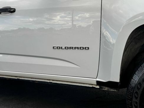 Used 2022 Chevrolet Colorado Z71 AWD/4WD image 12