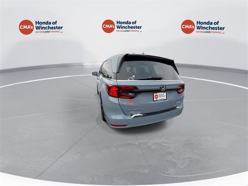Certified 2023 Honda Odyssey Sport image 8
