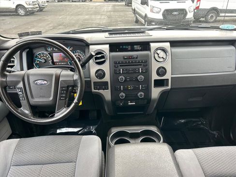 Used 2012 Ford F150 XLT w/ XLT Chrome Pkg image 3