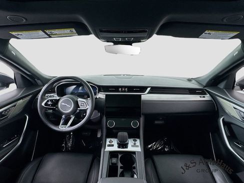 Used 2024 Jaguar F-PACE R-Dynamic S image 28