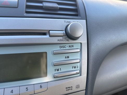 Used 2008 Toyota Camry LE image 19