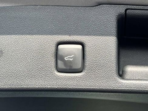 Certified 2024 Ford Escape Platinum AWD/4WD image 12