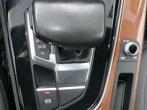 Used 2023 Audi A5 2.0T Premium Plus w/ Premium Plus image 17