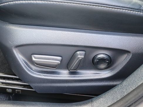 Used 2020 Toyota Prius Prime XLE FWD image 27