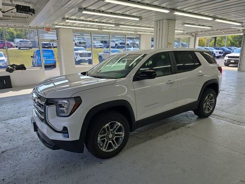 New 2026 GMC Terrain Elevation w/ LPO, Floor Liner Package image 2