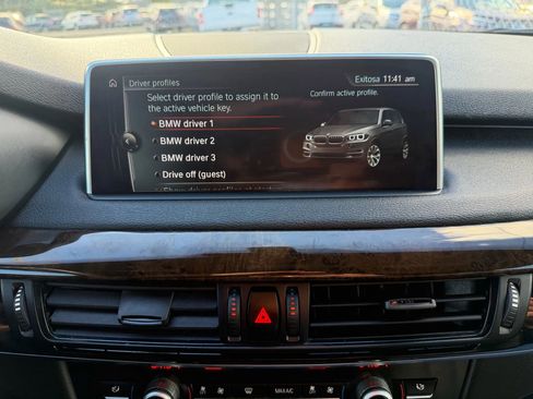 Used 2017 BMW X5 xDrive40e image 18