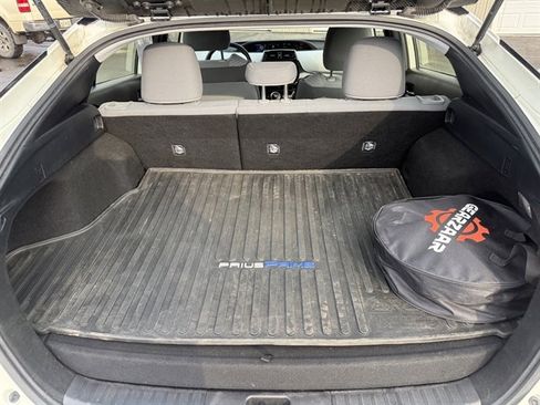 Used 2020 Toyota Prius Prime LE image 21