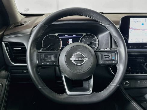 Used 2023 Nissan Rogue SL w/ SL Premium Package FWD image 18