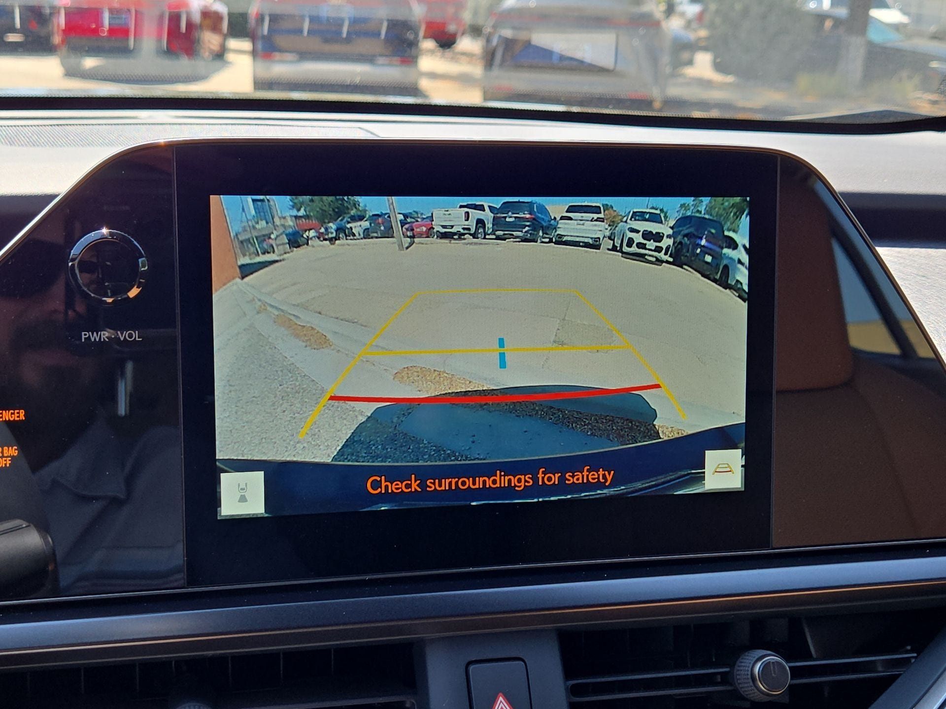 Used 2026 Lexus UX 300h FWD w/ Accessory Package (2T) image 18