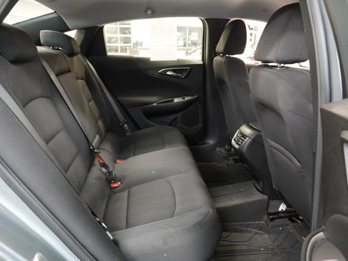 Used 2023 Chevrolet Malibu LT w/ LPO, Floor Liner Package FWD image 28