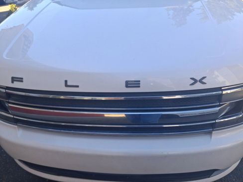 Used 2013 Ford Flex SEL FWD image 19