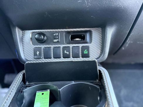 Used 2021 Mitsubishi Outlander SEL image 26