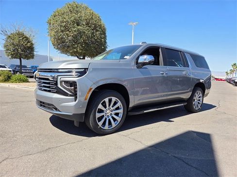 New 2025 Chevrolet Suburban Premier image 2