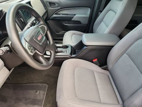 Used 2017 GMC Canyon 2WD Crew Cab w/ Convenience Package image 14