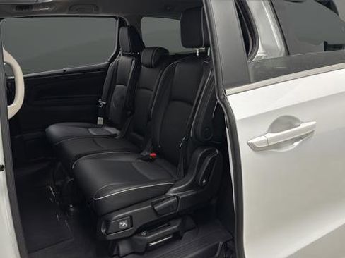 Used 2025 Honda Odyssey Touring image 23
