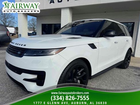 Used 2023 Land Rover Range Rover Sport SE AWD/4WD image 2