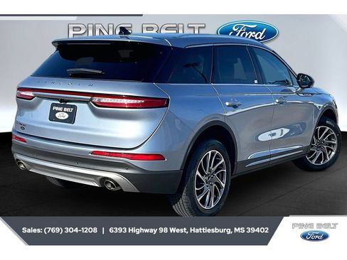 Used 2022 Lincoln Corsair FWD image 12