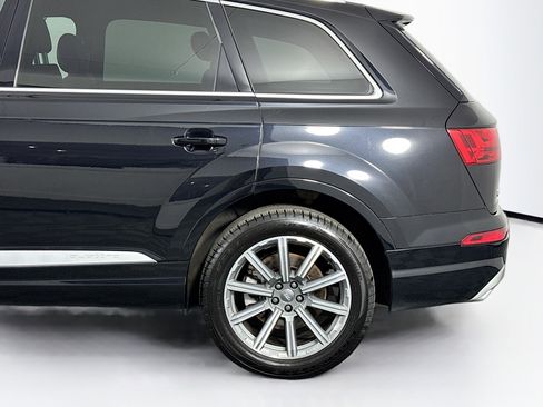 Used 2019 Audi Q7 3.0T Premium Plus w/ Premium Plus Package image 41