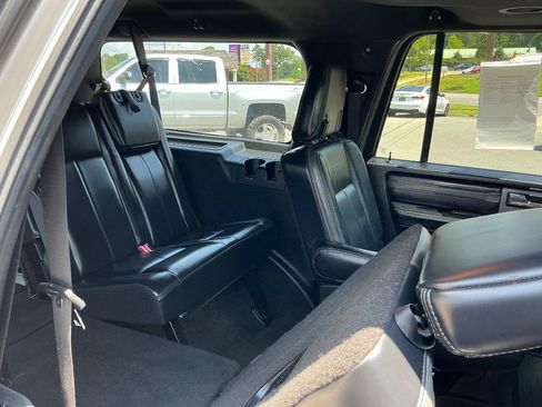 Used 2017 Ford Expedition EL Platinum RWD image 11