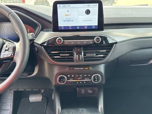 Used 2023 Ford Escape Active image 27