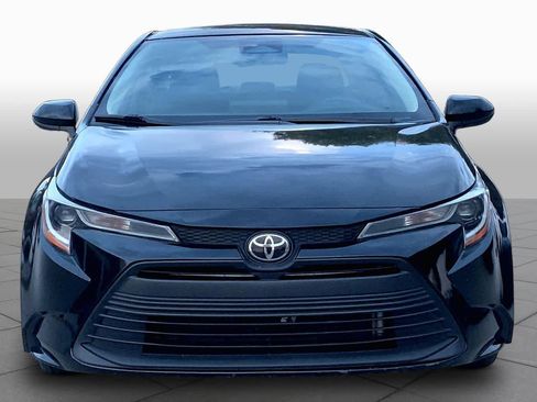 Used 2024 Toyota Corolla LE FWD image 4