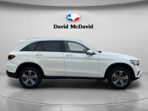 Used 2022 Mercedes-Benz GLC 300 4MATIC w/ Premium Package Lite image 8