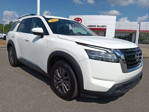 Used 2022 Nissan Pathfinder SV w/ SV Premium Package AWD/4WD image 1