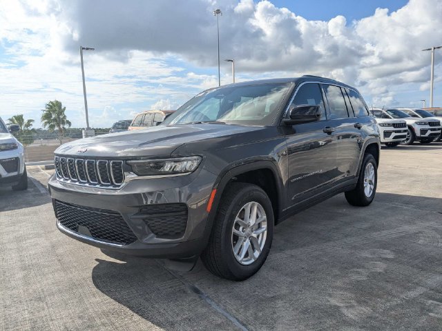 New 2026 Jeep Grand Cherokee Laredo X RWD image 8